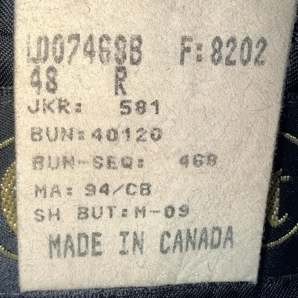 Vintage Cachet Wool Blazer 48R | Double Breasted | Made in Canada | Pure Wool - Picture 10 of 12